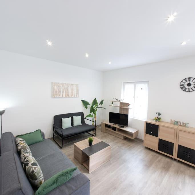 *Douceur Des Tropiques*Parisis Apartment Argenteuil Exterior photo